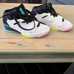 Nike Men's White and Black Athletic Shoes with Neon Accents